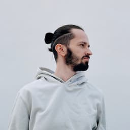 Даниил Харламов